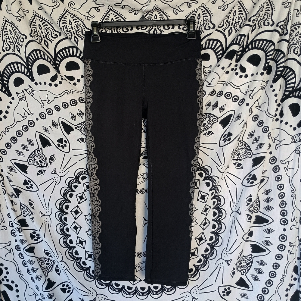 Gaiam Yoga Floral Pattern Leggings